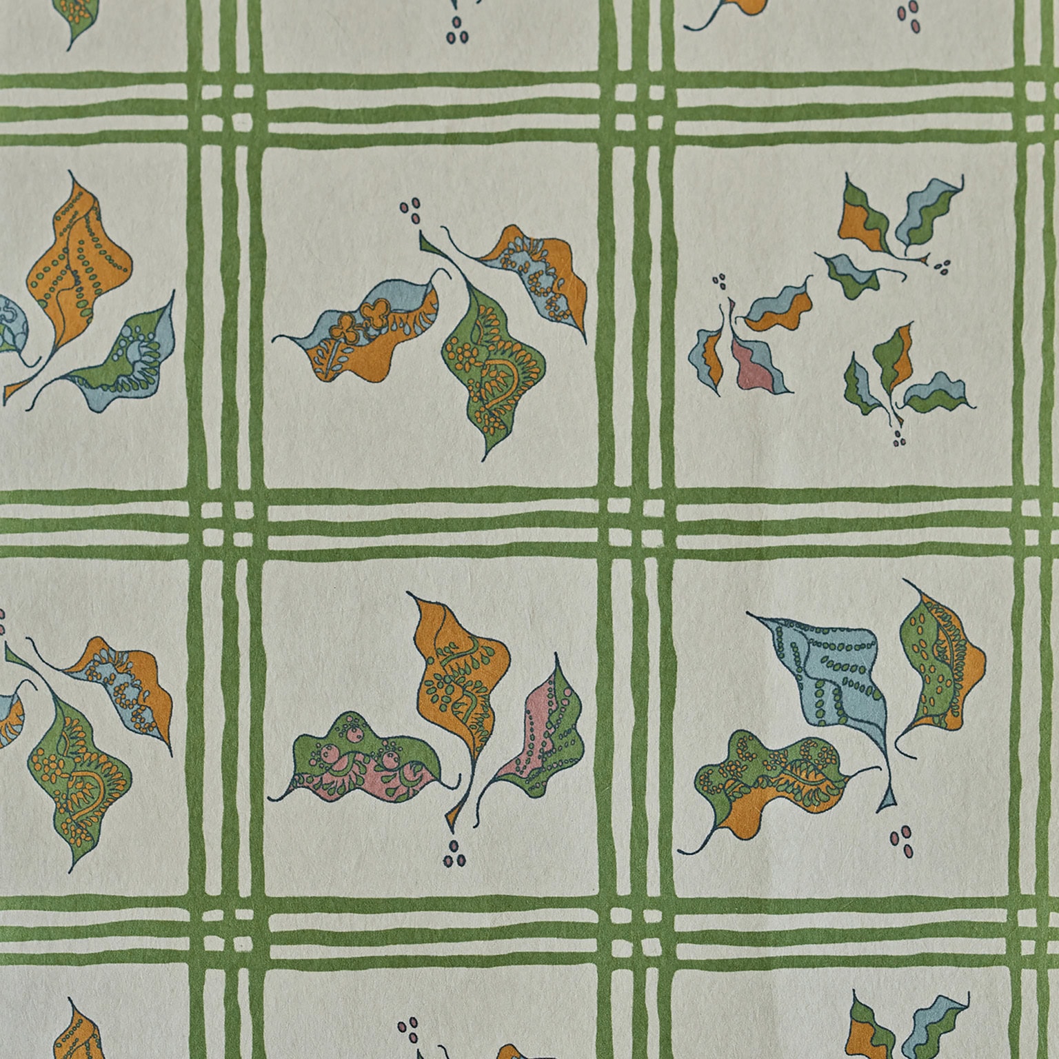 Gingham Leaf Gooseberry Wallpaper