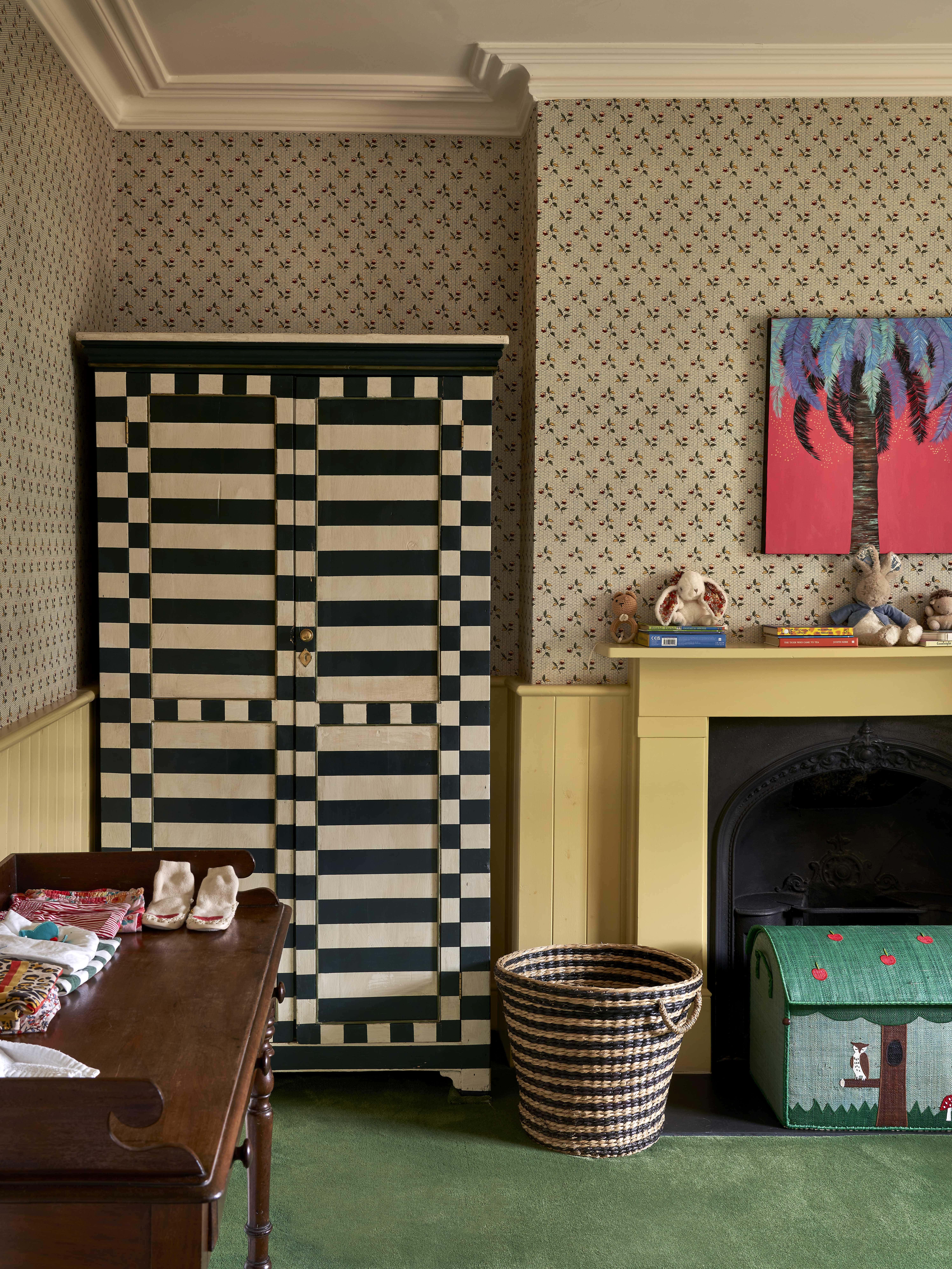 West London Townhouse by Studio Hollond